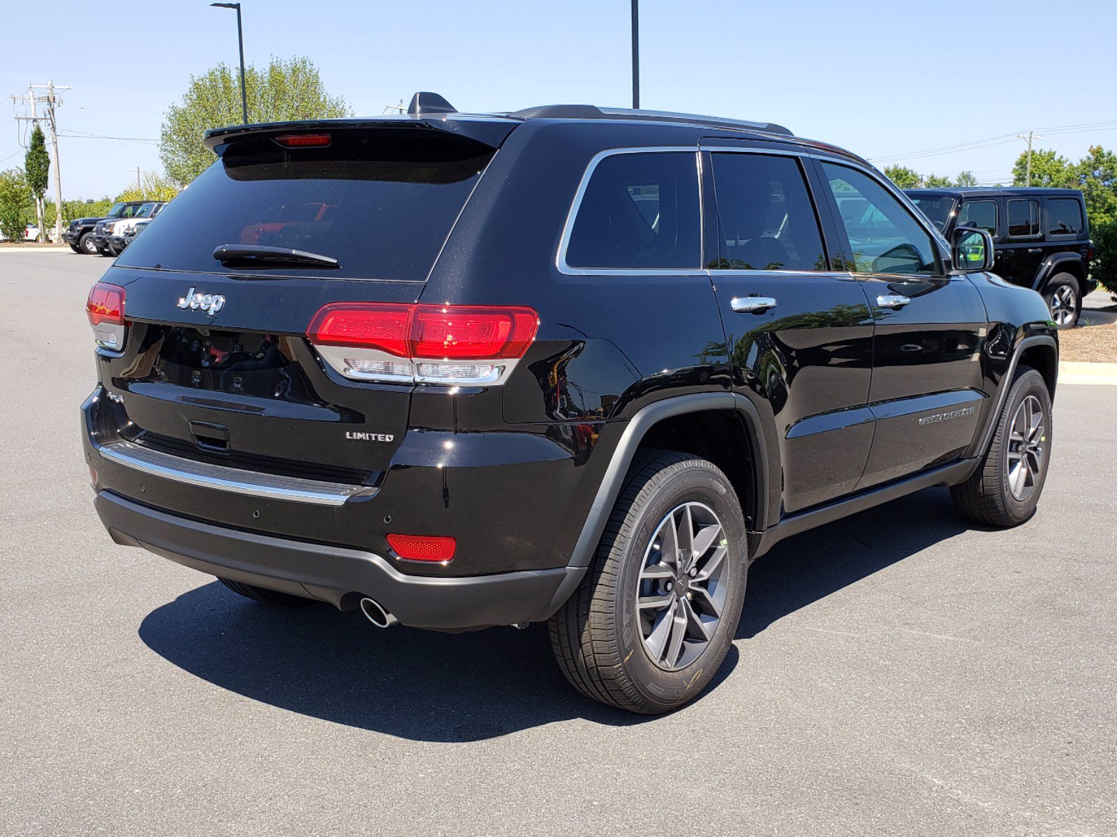new-2020-jeep-grand-cherokee-limited-with-navigation