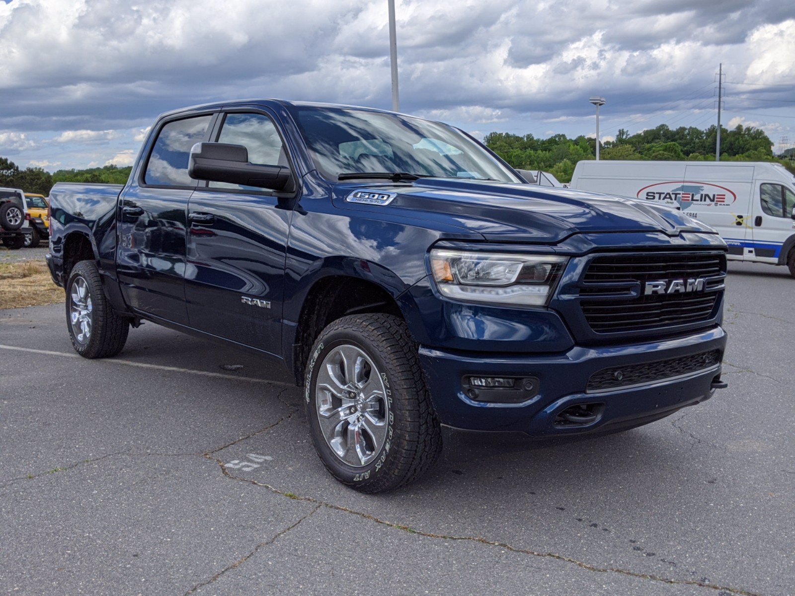 New 2020 RAM 1500 Big Horn 4×4 Crew Cab