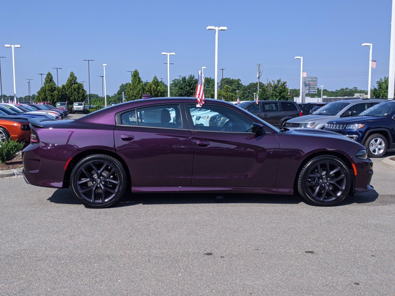 New 2020 DODGE Charger R/T RWD Sedan