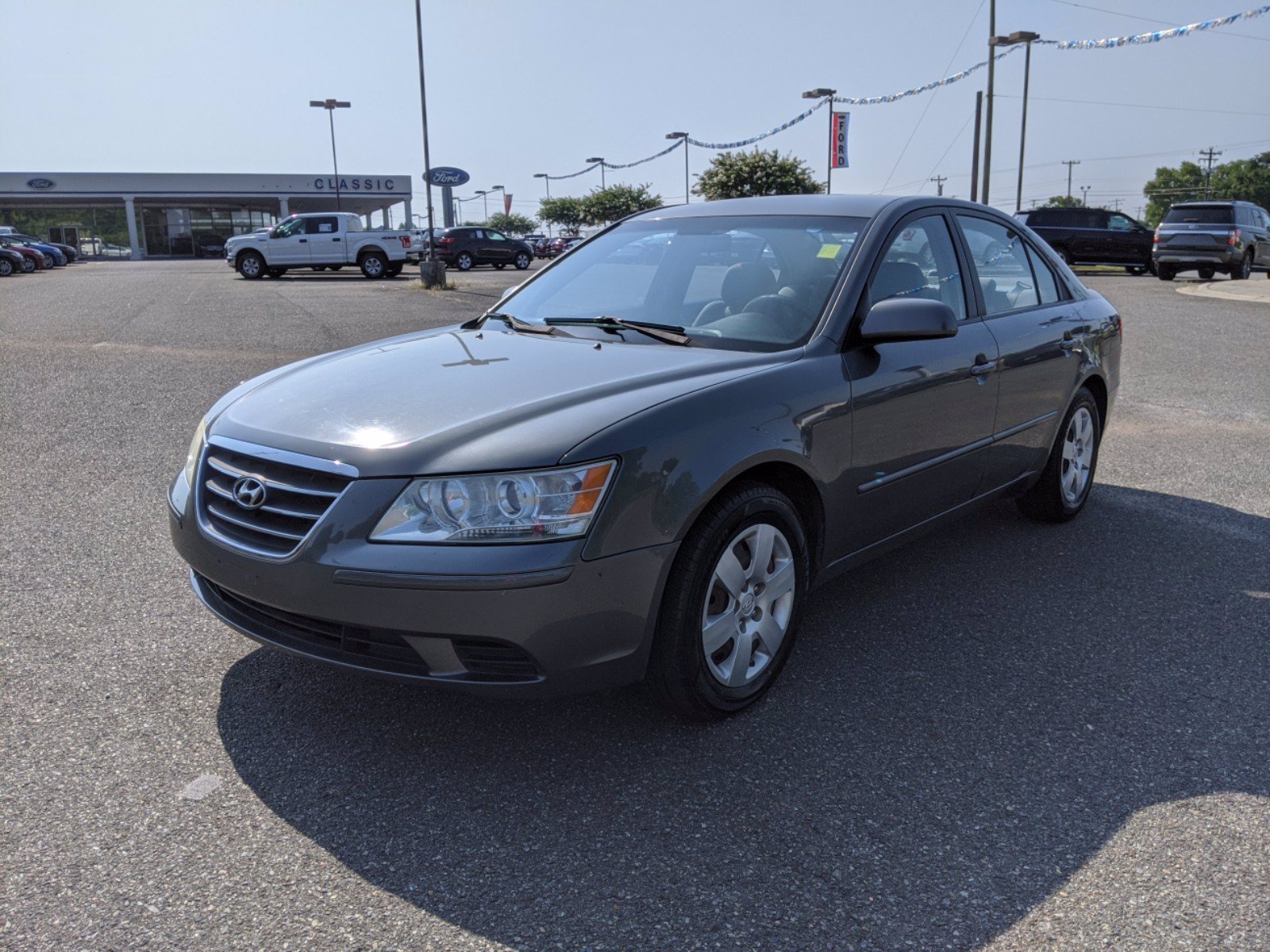 Pre-Owned 2009 Hyundai Sonata GLS FWD 4dr Car